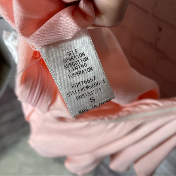 Le Lis Blush Coral Pink Flounce Romper Size Small - Picture 5 of 5